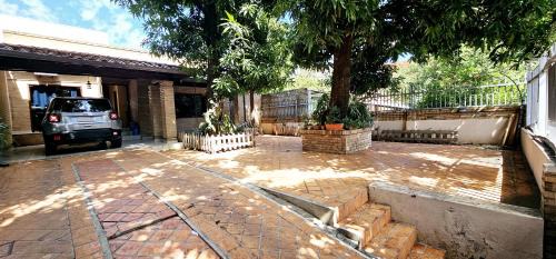 Asuncion House | Accommodation-House in Asunción