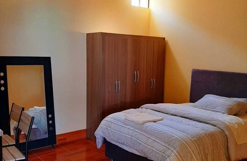 Pisco Hotel | ACCOMMODATION IN PARACAS PERU WITH 7 ROOMS, 7 BATHROOMS, KITCHEN AND POOL