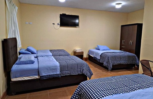 Pisco Hotel | ACCOMMODATION IN PARACAS PERU WITH 7 ROOMS, 7 BATHROOMS, KITCHEN AND POOL