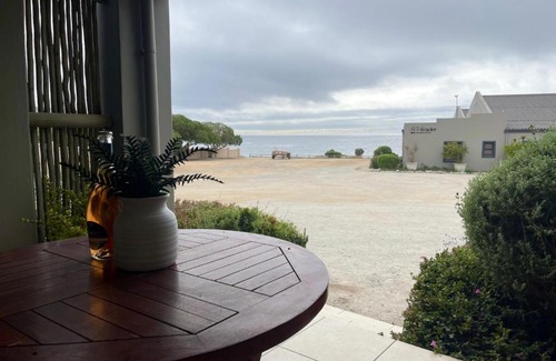 St. Helena Bay Apartment | Accommodation @Sea Trader