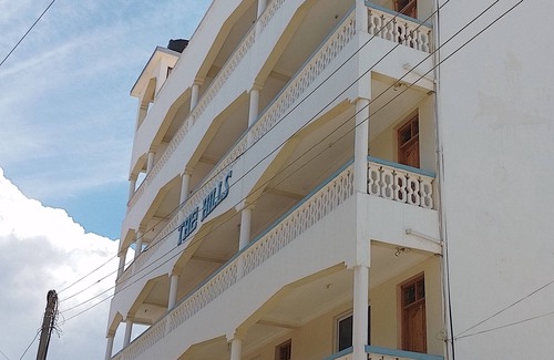 Mtwapa Hotel | Accomodation The Hills