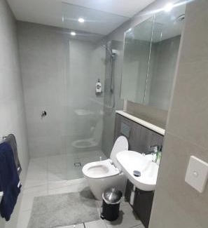 Lidcombe Apartment | Accor Stadium Luxury - 3 Bed 2 Baths, sleeps 6, Pool, Parking if available- NO PARTIES