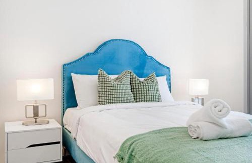 Lidcombe Apartment | Accor Stadium Luxury - 3 Bed 2 Baths, sleeps 6, Pool, Parking if available- NO PARTIES