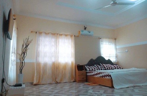 Accra House | Accra Royal Hotel