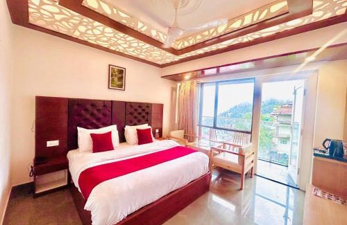 The Mall Road Hotel | Ace Dwapar Resort Near Mall Road in Mussoorie