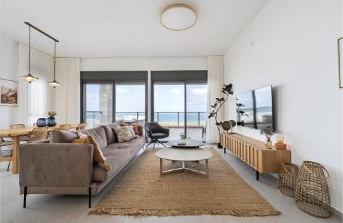 Nahariya Apartment | Achziv Seaside Stylish Stay by Sea N' Rent