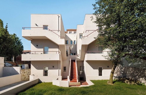 Uniao de Freguesias do Centro Apartment | Acm031 Gallery 92 2BD Duplex +balcony