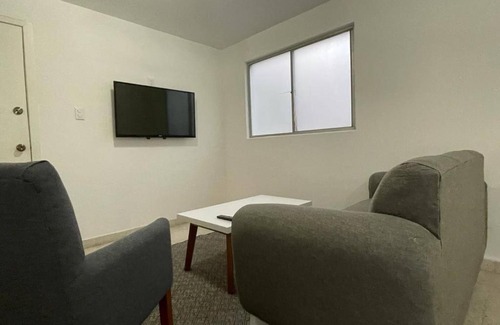 Naucalpan Apartment | Acogedor Departamento En Satelite-echegaray Con Estacionamiento y Wifi