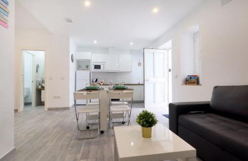 Distrito Sur Apartment | Acogedor LOFT en Bajo CENTRICO CON PARKING WIFI