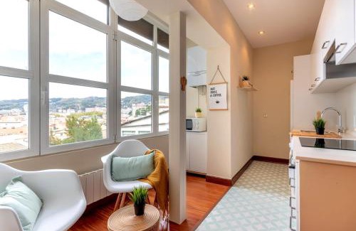 Casco Viejo Apartment | ACOGEDOR Y CON VISTAS - Casco Viejo & Parking
