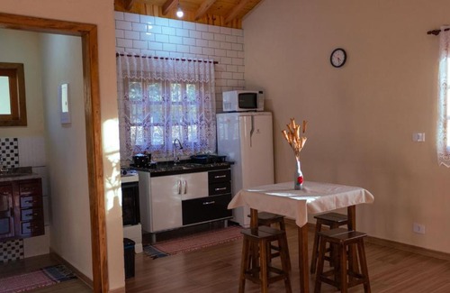Sapucai-Mirim Apartment | Aconchegante chale com Wi Fi em Sapucai Mirim MG
