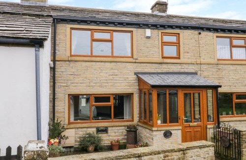 Ogden House | Acorn Cottage