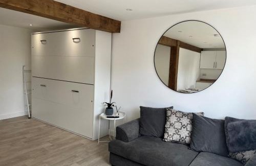 Ford Apartment | Acorn Lodge