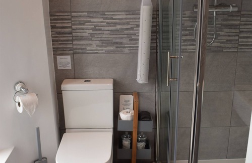 Torquay City Centre Bed & Breakfast | Acorn Lodge