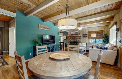 Idyllwild House | Acorn Lodge
