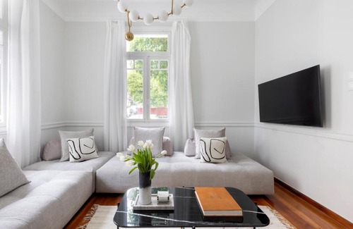Koukaki Villa | Acropolis Villa 3BR 9ppl 10 minutes Metro&Museum