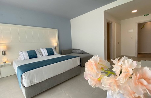 Nikita Hotel | Acrotel Lily Ann Village