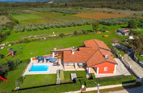 Gamboci Villa | Activity villa Marula with outdoor pool in Buje