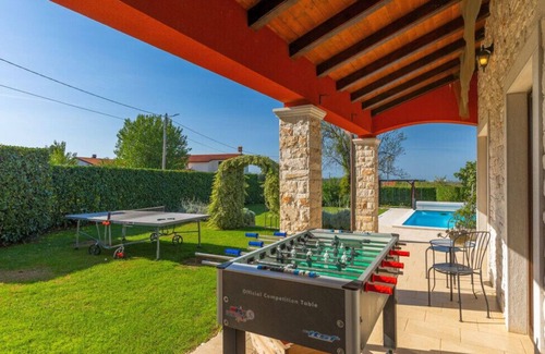 Gamboci Villa | Activity villa Marula with outdoor pool in Buje