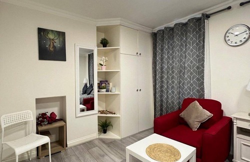 Acton Apartment | Acton Vale hotel