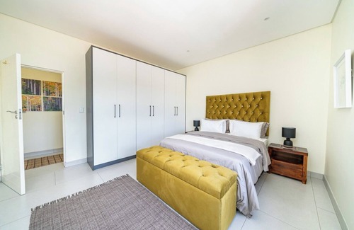 Germiston Apartment | Ada 5