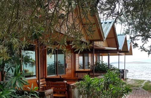 Ayvalik Ski Chalet | Ada Camp Otel