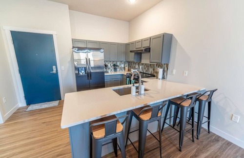 Downtown Eau Claire Apartment | ADA Compliant 1br Apartment/Downtown/UWEC