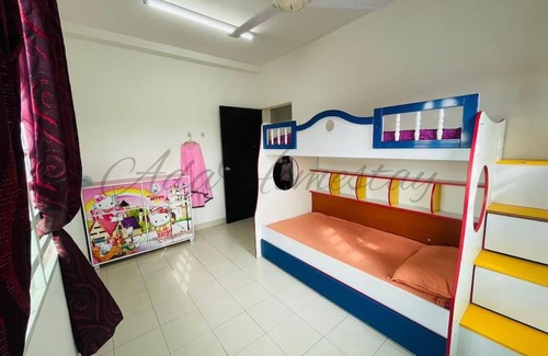Central Seberang Perai Apartment | Ada Family Homestay