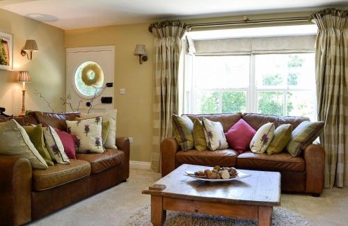 Fourstones Near Bentham House | Adair Cottage