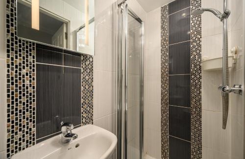 Tollcross House | Adam Drysdale House