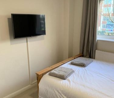 Leicester House | Adam Guest House