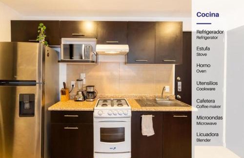 Legaria House | Adam's home with high-speed Internet near Polanco