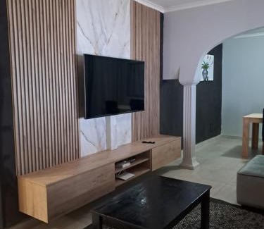 Hartbeespoort Villa | Adam's Inn place