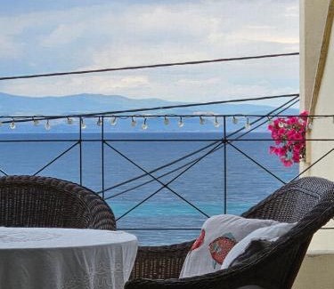 Nea Potidaia House | Adam's place - Cosy apartment by the sea
