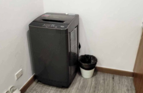 Ortigas Center Condo | ADB tower Netflix Pool Gym 22m