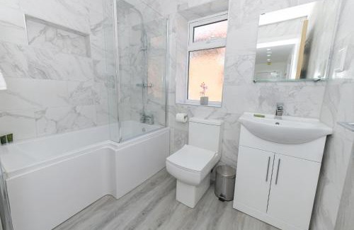 Gedling Apartment | Adbolton House Apartments - Sleek, Stylish, Brand New & Low Carbon