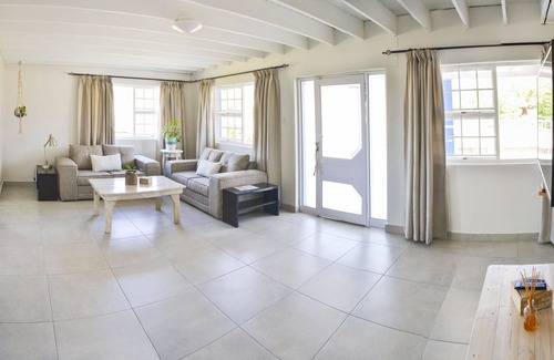 Colchester House | Addo Adventure House