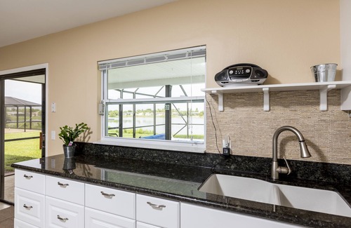 Port Charlotte House | Addy by the Lake - Vacation Home