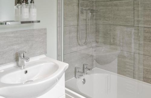 Rothbury House | Addycombe Cottage