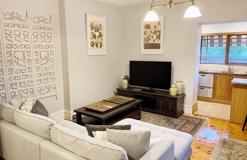 Fullarton Apartment | Adelaide 5 Star Luxury Colonial Apartment at Hollidge House