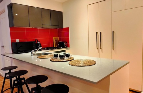 Adelaide Central Business District Apartment | Adelaide Central Skyline Panoramic Suite