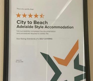 Everard Park House | Adelaide Style Accommodation - City to Beach - Free WIFI - Free 3 car parking - Great location