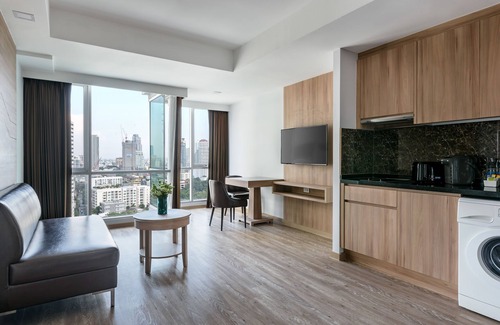 Bangkok Central Business District Apartment | Adelphi Grande Sukhumvit