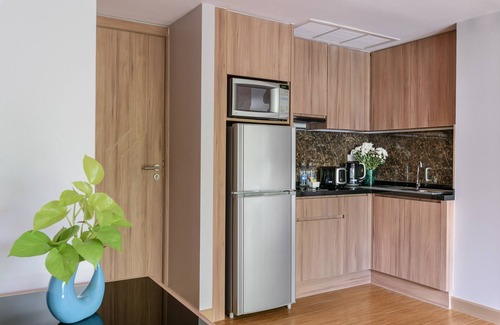 Bangkok Central Business District Apartment | Adelphi Grande Sukhumvit