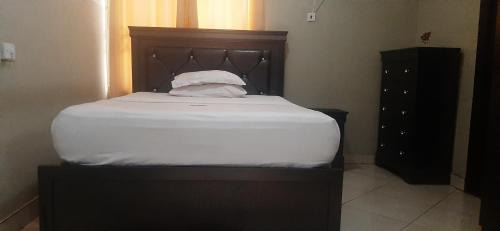 Kumasi Hotel | Adenab Jay Accommodation