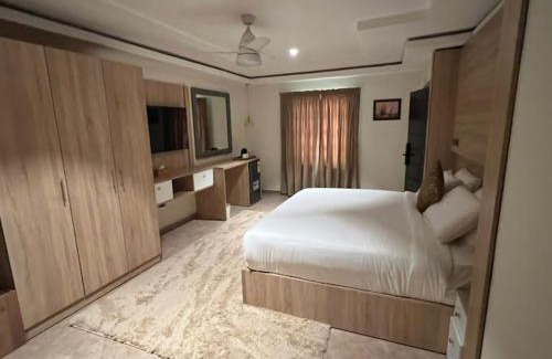 Kumasi Bed & Breakfast | Adenab Jay Guest House