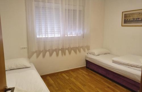 Arad Villa | Adi in the desert
