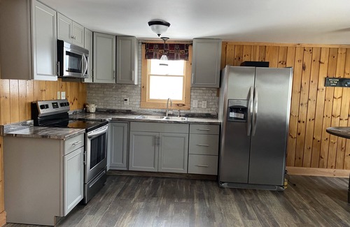 Hadley Cottage | Adirondack Escape on the Great Sacandaga Lake