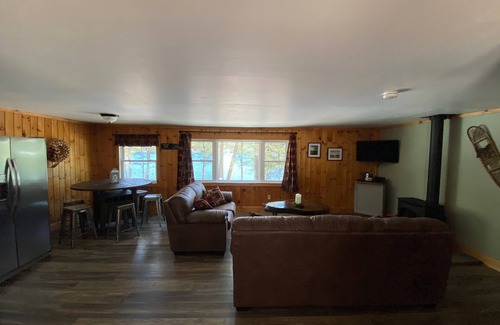 Hadley Cottage | Adirondack Escape on the Great Sacandaga Lake