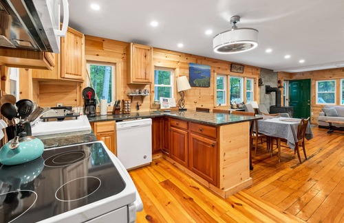 Moultonborough Cottage | Adirondack inspired cottage with access to association beach on Lake Winni